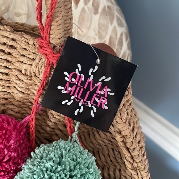 Brand New Olivia Miller Round Straw Multi Color Pom Pom Handbag Crossbody Purse - Picture 4 of 12